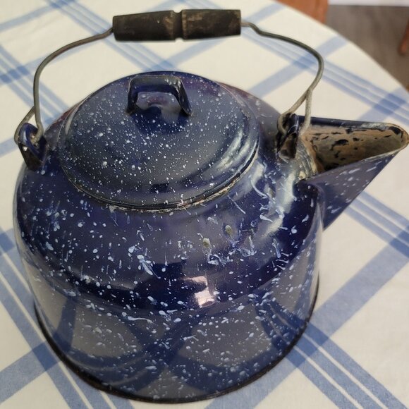 Vintage Dark Blue White Speckled  Enamelware Cowboy  Coffee Tea Kettle - Picture 1 of 5
